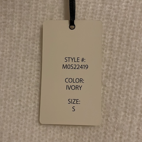 Hippie Rose Ivory Sweater - Picture 4 of 4